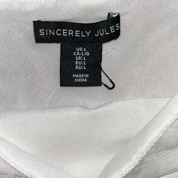 NEW Sincerely Jules White One Sleeve Fancy Top - Picture 3 of 5